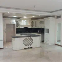 105 متر منیریه لوکیشن میدان