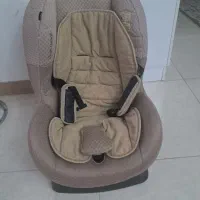 صندلی کودک خودرو