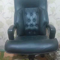میز و صندلی مدیریتی