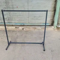 رخت آویز و رگال