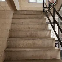 آپارتمان ۵۵ متری تمیز