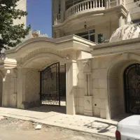 180مترآپارتمان-پیش-فروش-آل-آقا