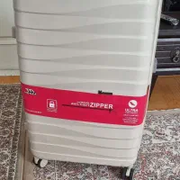 چمدان مارک و جنس اصلی|کیف، کفش، کمربند|صحنه, |دیوار