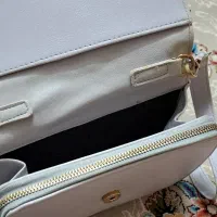 کیف پاسپورتی در حد نو|کیف، کفش، کمربند|دورود, |دیوار