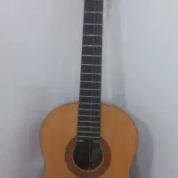 گیتار تمیز بدون هیچ ایراد