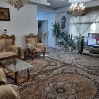 61متری-تمیزکولرگازی-دار-طبقه-اول-گذر-رشیدی-جهان