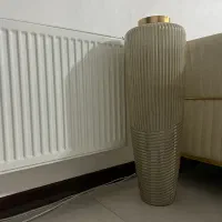 گلدان شیشه ای شیاردار