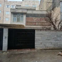 فروش-خانه-250-متری-گل-آرای-جنوبی