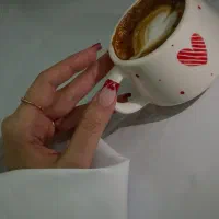 آموزش و خدمات زیبایی