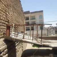 نردبان آهنی و چهارپایه آهنی