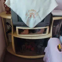 میز تلویزیون وتلوزیون