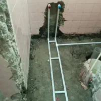 تخریب وبازسازی سرویس بهداشتی .بنای.کاشیکار|خدمات پیشه و مهارت|رشت, بوسار|دیوار