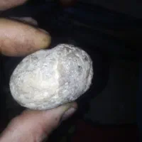 دوتا سنگ طبیعی وقدیمی