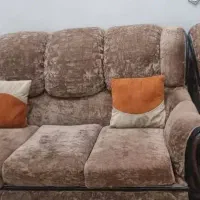 مبل راحتی چوب اصل گردو|مبلمان خانگی و میز عسلی|قم, تولید دارو و یخچال|دیوار