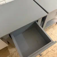 پاتختی چوبی رنگ طوسی در حد نو|تخت و سرویس خواب|لنگرود, |دیوار