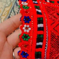 کریشی وسرتوپ|لباس|هیرمند, |دیوار