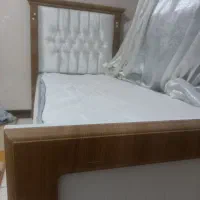 تخت نوجوان به همراه شلف وتشک نو وسه کشو در کف|تخت و سرویس خواب|کهریزک, |دیوار