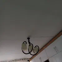 لوستر سه و دو شاخه با  دوتا لامپ زرد