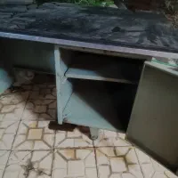 میز فلزی برای مغازه و کارگاه