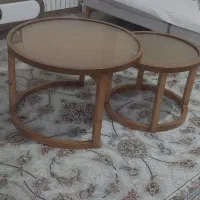 دوعدد میز گرد همراه با شیشه نو نو