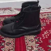 نیم بوت دخترانه و زنانه سایز ۴۰|کیف، کفش، کمربند|منجوان, |دیوار