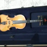 ویالون 2/4|ویولن|فولادشهر, C3|دیوار