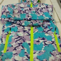 کاپشن بچگانه سایز ایکس لارج تمیز وبدون هیچ پارگی