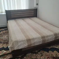 تخت دو نفره