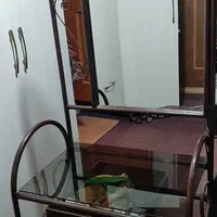 میز آرایش فرفوژه|تخت و سرویس خواب|اصفهان, باغ فردوس|دیوار