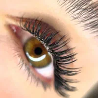 اکستنشن مژه و لیفت مژه و ابرو