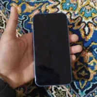 آیفون ۱۳ خالی