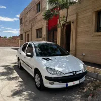 206sdدر حد مدل۹۹