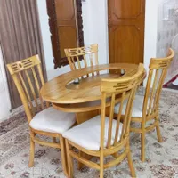 میز ناهار خوری ۴ نفره قهوه ای و طوسی باشیشه