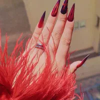کاشت ناخن و اموزش صفر تا صد با تخفیف ( محدود )