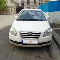 ام وی ام 530 سفید