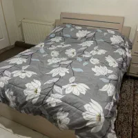 تخت دو نفره با خوشخواب / کنسول ارایش / سه کشو