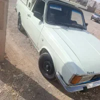 وانت عروسک بدون رنگ