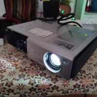 پروژکتور رومیزی بنکیو