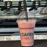 نیازمند نیرو کار خانم در کافه