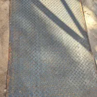 تعدادی تیرآهن و ورق ، ضایعات|مصالح و تجهیزات ساختمان|هشتگرد, فاز ۱ مهستان|دیوار