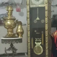 میز تلفن و ساعت