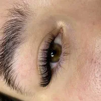 ۳۰درصد تخفیف کاشت ناخن و مژه