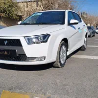 دنا ۶ سرعته سفید