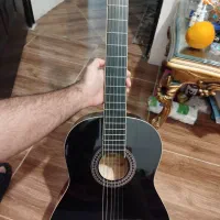 گیتار در حد نو