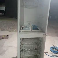 خریدار یخچال تعمیری خراب از در خونه|یخچال و فریزر|شیراز, کوزه گری|دیوار