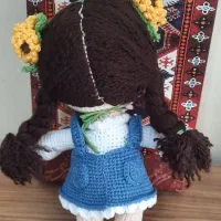 عروسک دختر دست بافت|اسباب‌بازی بچه|شیراز, ارم|دیوار