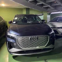 Tkk//audi Q4|خودرو سواری و وانت|تهران, حکمت|دیوار