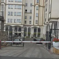 نگهبان آپارتمان مجتمع ونوس