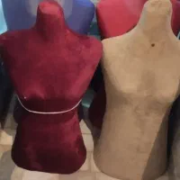 تعدادی مانکن بالاتنه و پا سایز ۳۶