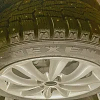 لاستیک یخ شکن زمستانی نکسن کره و رینگ فابریک آزرا